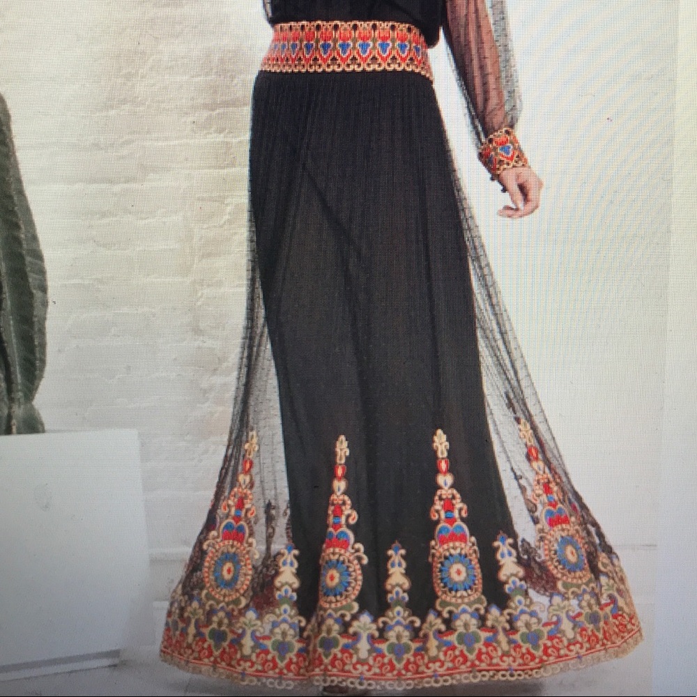 Alice and olivia Maxi Skirt. Lace and embroidery
